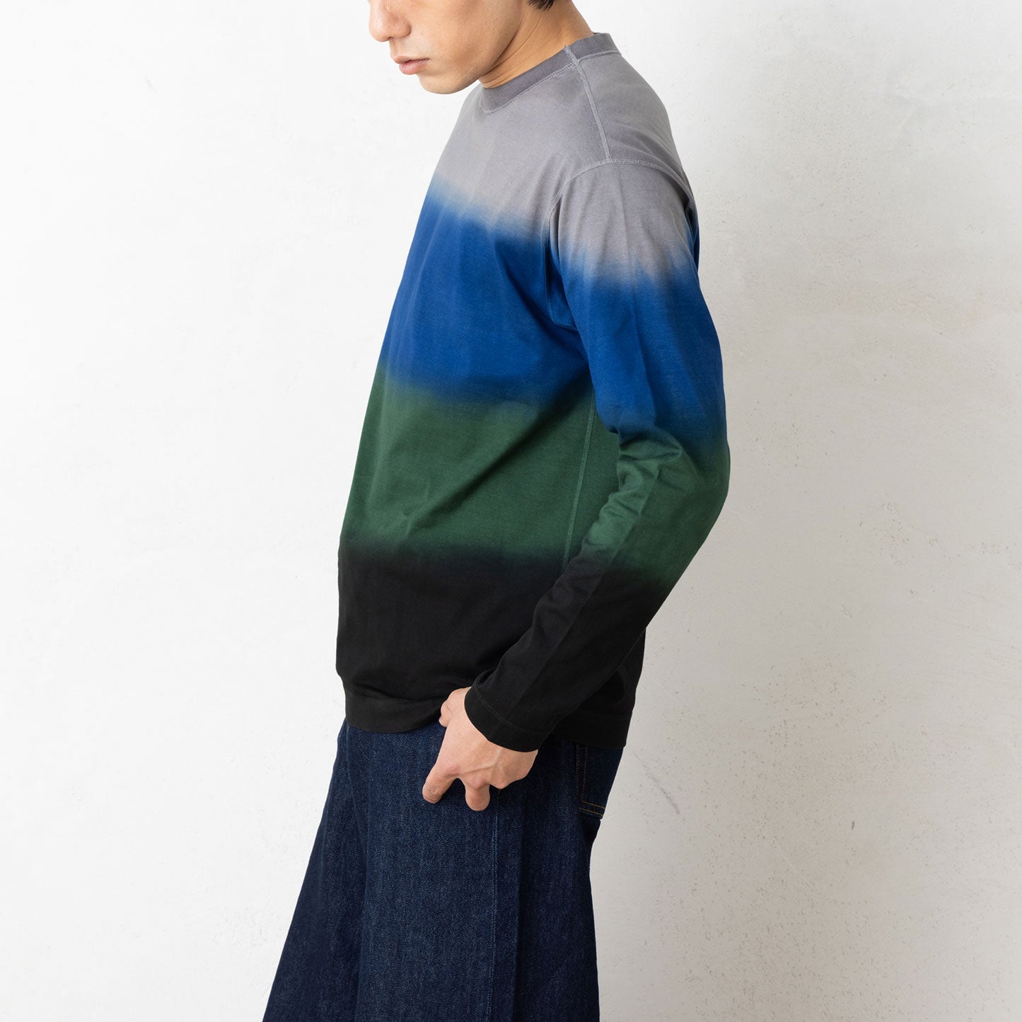 製品染め⻑袖Tシャツ グラデーション染 – TOKYO KNIT